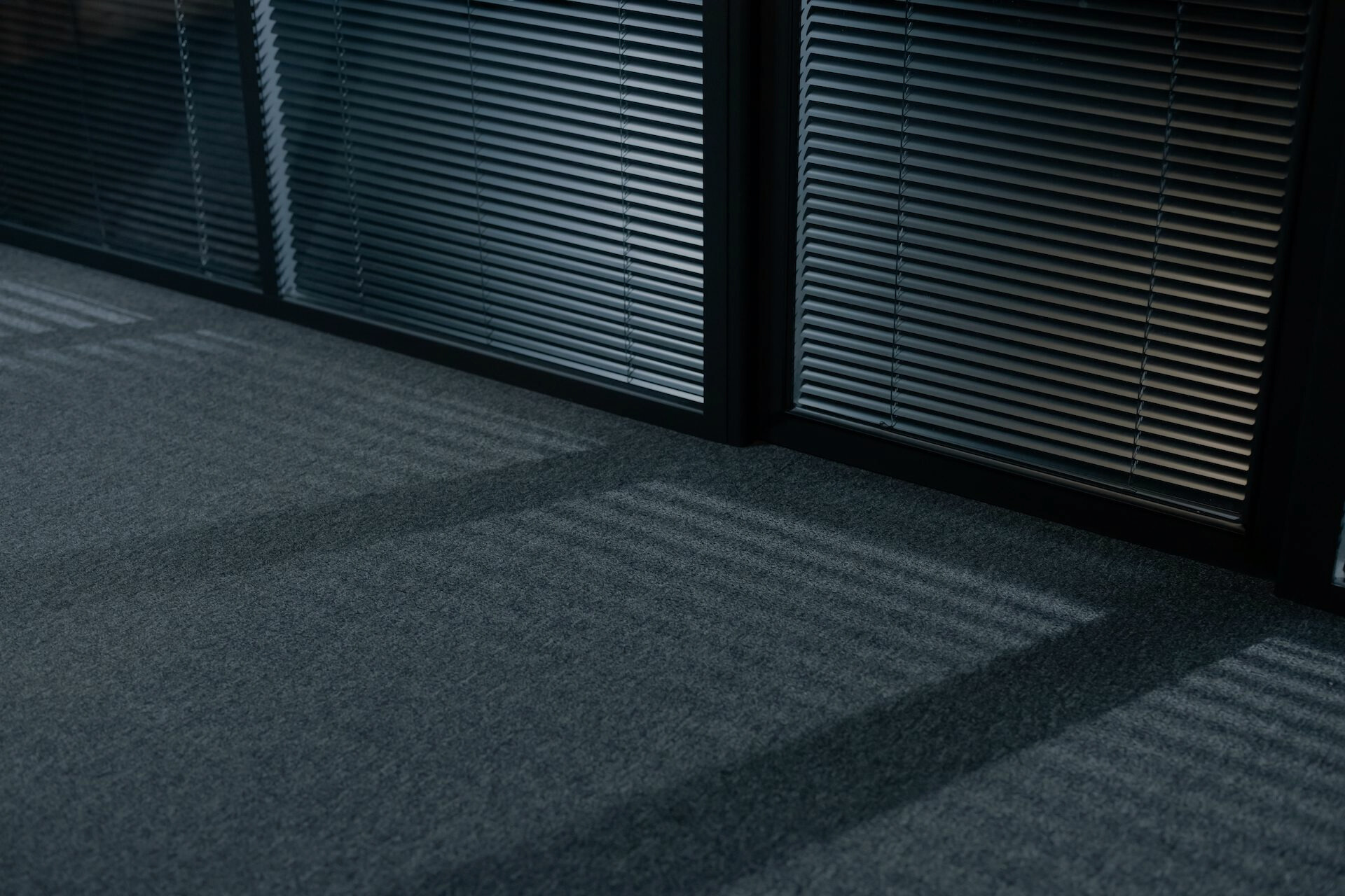 Office venetian blinds liverpool